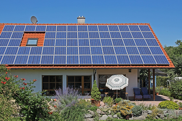 Casa com paineis solares
