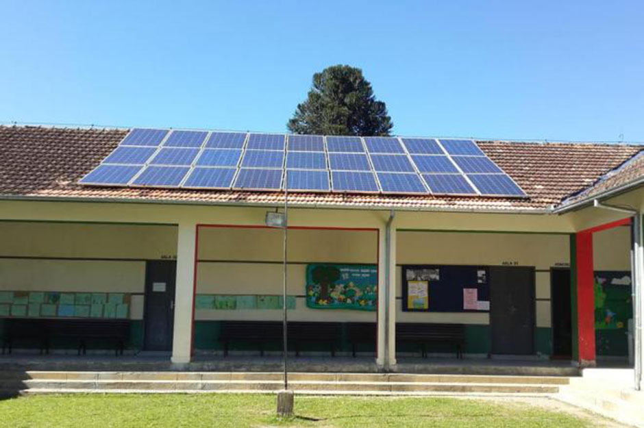 Escolas municipais brasileiras vão utilizar energia solar 