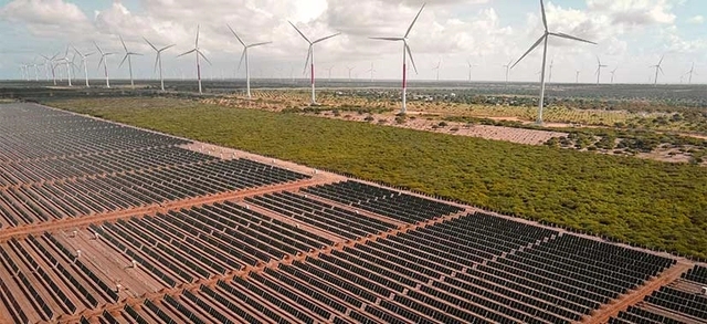 imagem área da maior usina de energia solar, Serra do Mel, Rio Grande do Norte