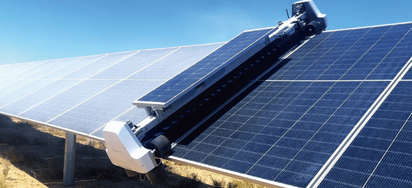 ROBÔ DE LIMPEZA EM PAINÉIS SOLARES FOTOVOLTAICOS