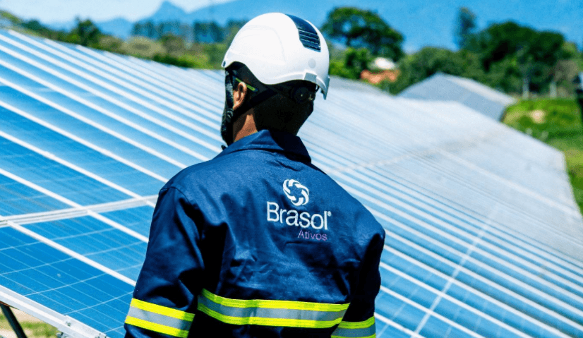 O&M QUE CORRÓI AOS POUCOS