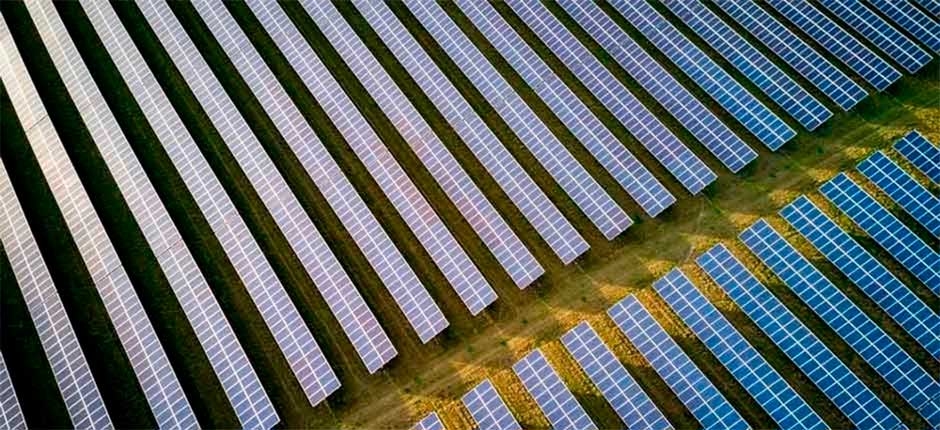 GERACAO-DE-ENERGIA-SOLAR-CRESCE-24-5-NO-BRASIL-EM-DEZEMBRO
