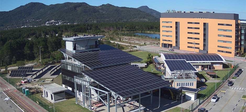 ELEKTSOLAR-PROMOVE-IMERSOES-EM-ARMAZENAMENTO-DE-ENERGIA-E-OM-DE-USINAS