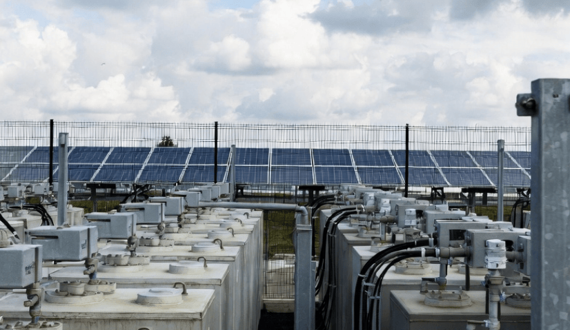 BATERIAS E LEILÃO DE ARMAZENAMENTO