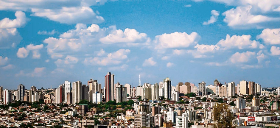 UBERLÂNDIA ULTRAPASSA A MARCA DE 50 MW EM GERAÇÃO SOLAR DISTRIBUÍDA, APONTA ABSOLAR