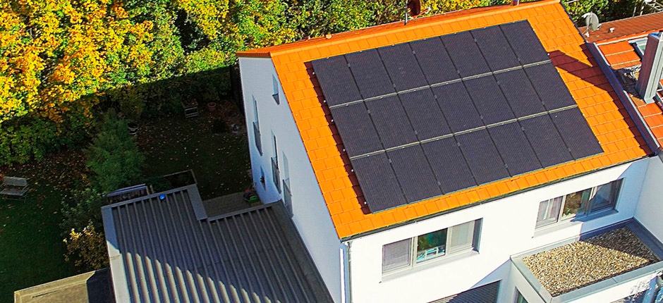 RJ E ES CONTAM COM SISTEMAS DE GERAÇÃO SOLAR DISTRIBUÍDA EM 100% DOS MUNICÍPIOS, APONTA LEVANTAMENTO DA ABSOLAR