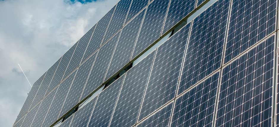 FOCUS-ENERGIA-INICIA-MONTAGEM-DOS-MODULOS-NO-PROJETO-FUTURA-1