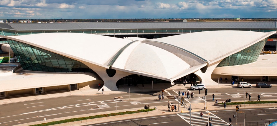 GERAÇÃO FOTOVOLTAICA E ARMAZENAMENTO POR BATERIAS SERÃO INSTALADOS NO AEROPORTO JOHN F. KENNEDY, EM NOVA IORQUE