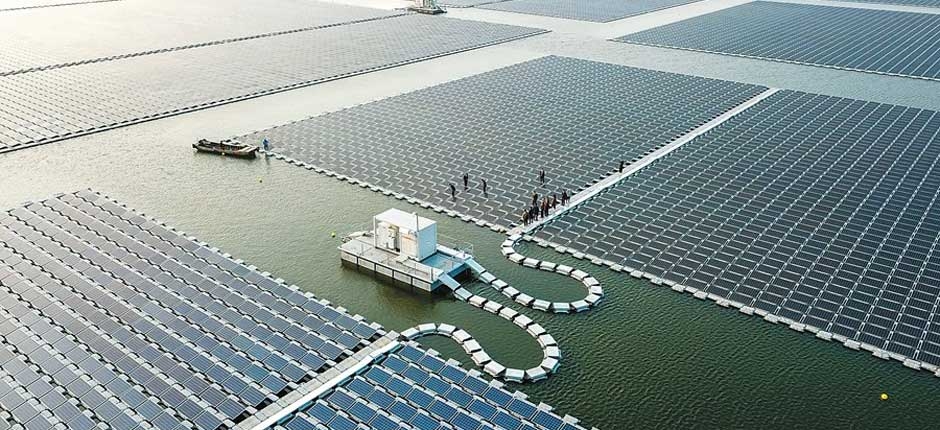 USINA SOLAR FLUTUANTE