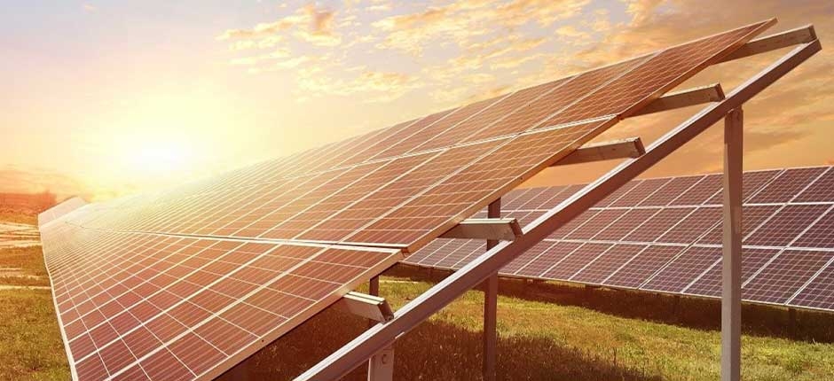 PREÇO DE EQUIPAMENTOS PARA ENERGIA SOLAR SOBE PELA PRIMEIRA VEZ EM 7 ANOS NOS EUA