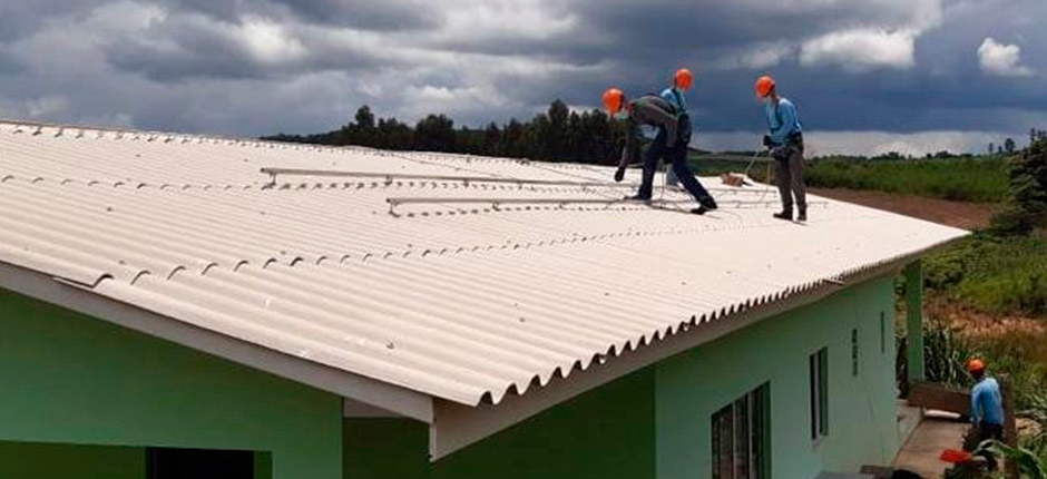 PROGRAMA DA ENGIE DOA PAINÉIS FOTOVOLTAICOS PARA COMUNIDADE QUILOMBOLA DE RIO DO MEIO, NO PARANÁ
