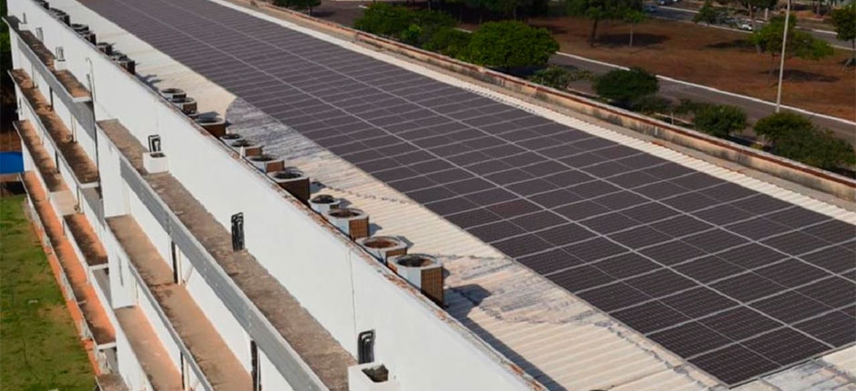 UNIVERSIDADE INSTALA USINA FOTOVOLTAICA NO TOCANTINS