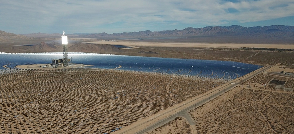 USINA SOLAR DE 2 GW EM ABU DHABI GARANTE FINANCIAMENTO DE US$ 1 BILHÃO PARA INICIAR CONSTRUÇÃO