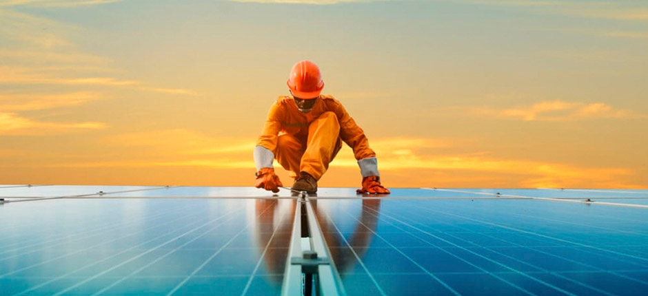ENERGIA SOLAR FOTOVOLTAICA SE TORNARÁ A TECNOLOGIA DE GERAÇÃO MAIS UTILIZADA NO MUNDO EM 2035