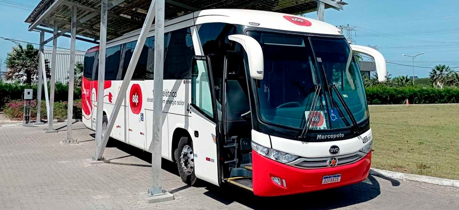 BYD ENTREGA PRIMEIRO ÔNIBUS ELÉTRICO ABASTECIDO POR ENERGIA SOLAR PARA EDP