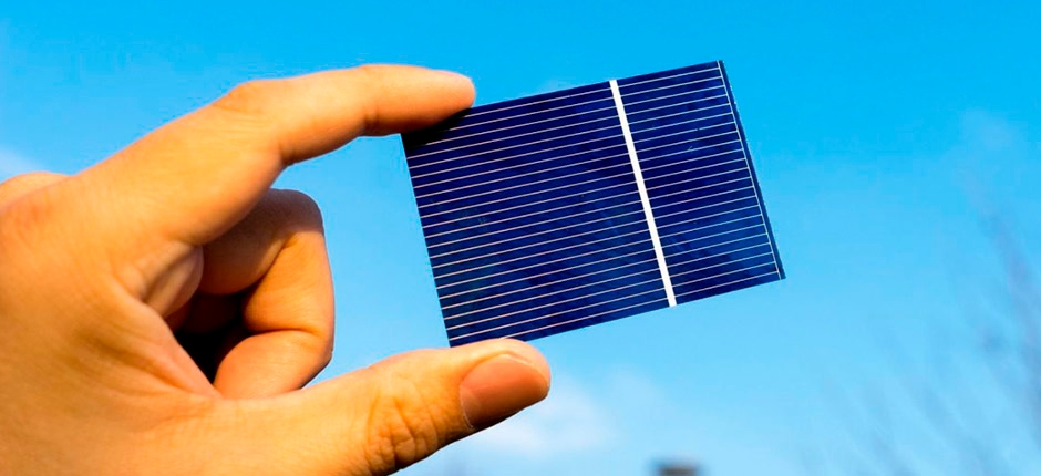 LONGI FECHA ACORDOS DE SUPRIMENTOS DE SILÍCIO POLICRISTALINO E VIDRO PARA A PRODUÇÃO DE MÓDULOS SOLARES