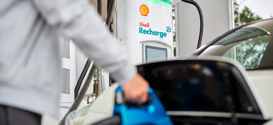 SHELL QUER CRIAR MAIS DE 500 MIL ESTAÇÕES DE RECARGAS PARA VEÍCULOS ELÉTRICOS ATÉ 2025