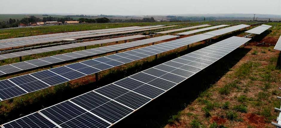 COPEL-CONSTRUIRA-USINAS-SOLARES-PARA-COMPENSAR-CONSUMO-DE-ENERGIA