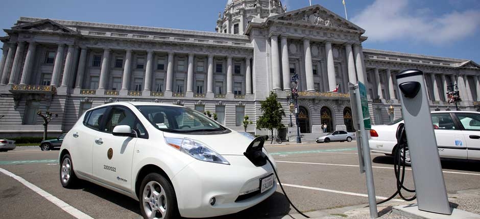 CALIFORNIA-INVESTIRA-US-40-5-BILHOES-EM-CARREGADORES-DE-CARROS-ELETRICOS