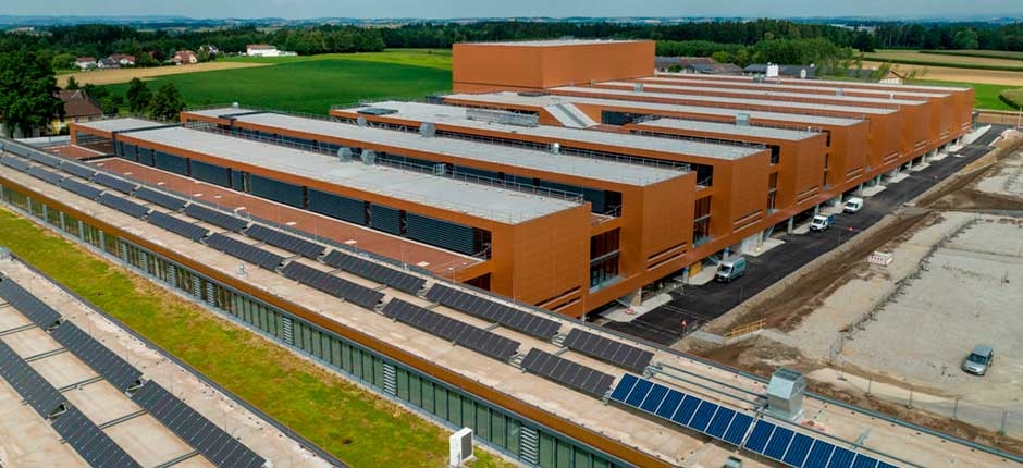 FRONIUS AMPLIA A CAPACIDADE DE PRODUÇÃO DE INVERSORES PARA ENERGIA SOLAR