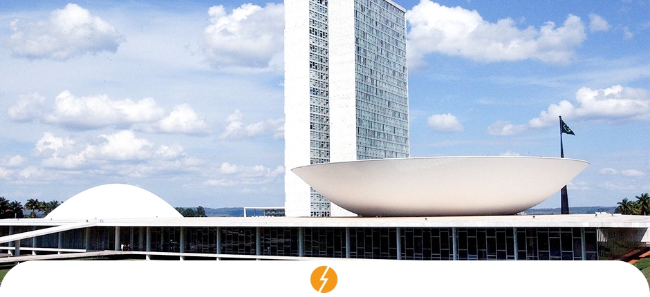 CAMARA FEDERAL ELABORA PROJETO DE LEI PARA IMPEDIR TAXACAO DE ENERGIA SOLAR
