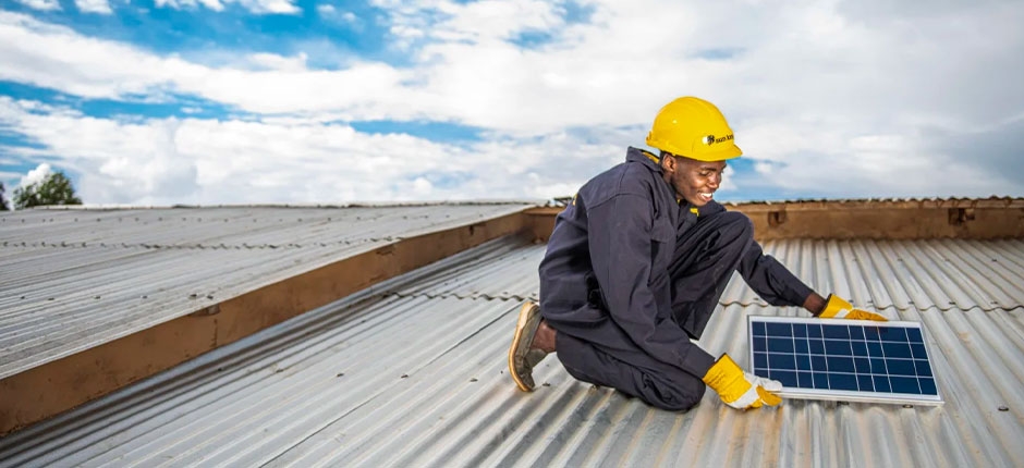 SETOR-SOLAR-OFF-GRID-ATRAI-INVESTIMENTO-RECORDE-DE-US-746-MILHOES-NO-MUNDO-EM-2023