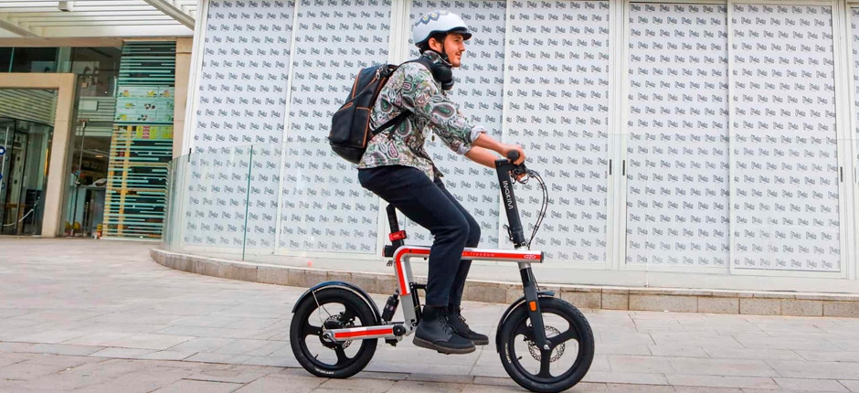 ESTUDANTE DE IPAUSSU, SÃO PAULO, CRIA BICICLETA ELÉTRICA MOVIDA A ENERGIA SOLAR