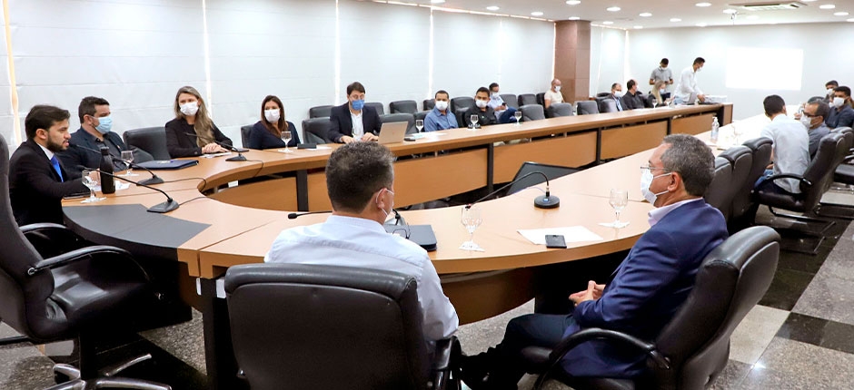 TOCANTINS-PLANEJA-IMPLEMENTACAO-DE-SISTEMAS-FOTOVOLTAICOS-EM-PREDIOS-PUBLICOS