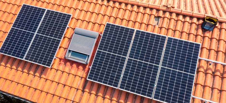 PAINEIS-MAIS-BARATOS-E-ENERGIA-CARA-DEVEM-AQUECER-DEMANDA-DO-SETOR-SOLAR