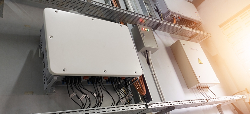 Inversor híbrido solar