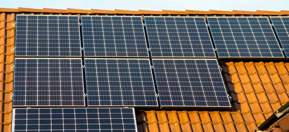 ENERGIA-SOLAR-TRAZ-ECONOMIA-DE-QUASE-R-85-BI-PARA-CONSUMIDORES-BRASILEIROS