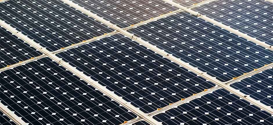 RECICLAGEM-DE-PAINEIS-SOLARES-DEVERA-FORMAR-MERCADO-DE-US-477-MILHOES-EM-2032