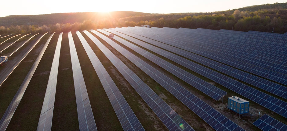 ENERGIA-SOLAR-SUPERA-R-170-BILHOES-EM-INVESTIMENTOS-NO-BRASIL