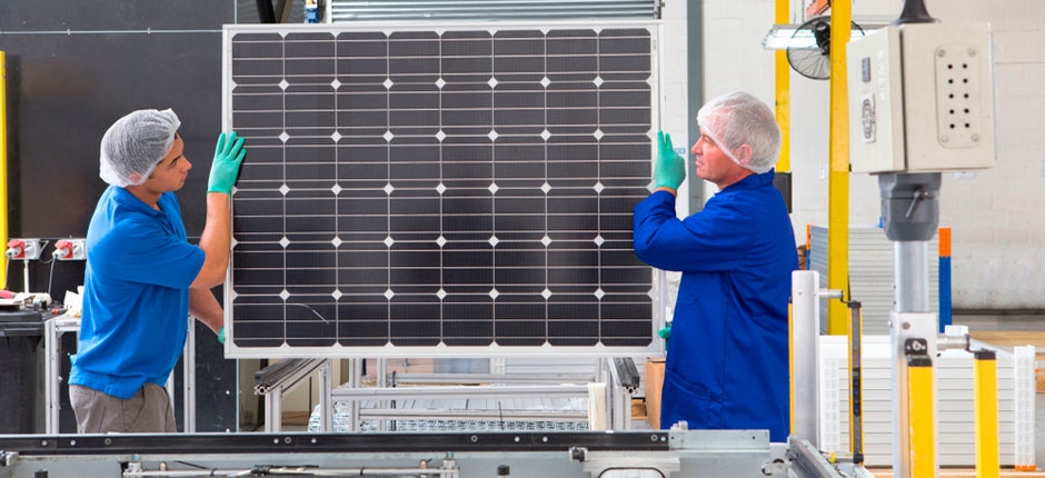 EMPREGOS-NA-INDUSTRIA-DE-ENERGIA-SOLAR-DEVEM-TRIPLICAR-NOS-EUA-ATE-2030