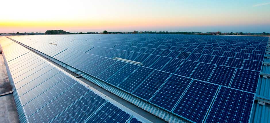 QUASE-400-GW-DE-ENERGIA-SOLAR-DEVEM-SER-ADICIONADOS-NO-MUNDO-EM-2023