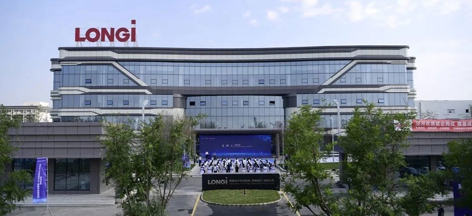 EMBARQUES-DO-MODULO-SOLAR-HI-MO-5-DA-LONGI-SUPERAM-MARCA-DE-50-GW