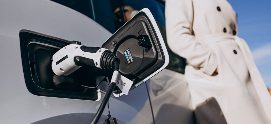 CUSTOS-DE-CARRO-ELETRICO-JA-SAO-MENORES-DO-QUE-DE-VEICULOS-A-COMBUSTAO-EM-PAISES-DA-EUROPA