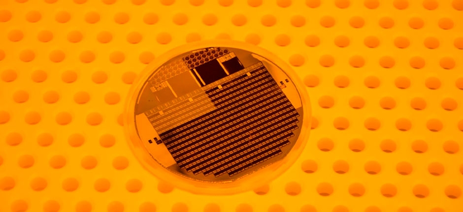 PESQUISADORES-ALEMAES-DESENVOLVEM-CELULA-SOLAR-COM-47-6-DE-EFICIENCIA