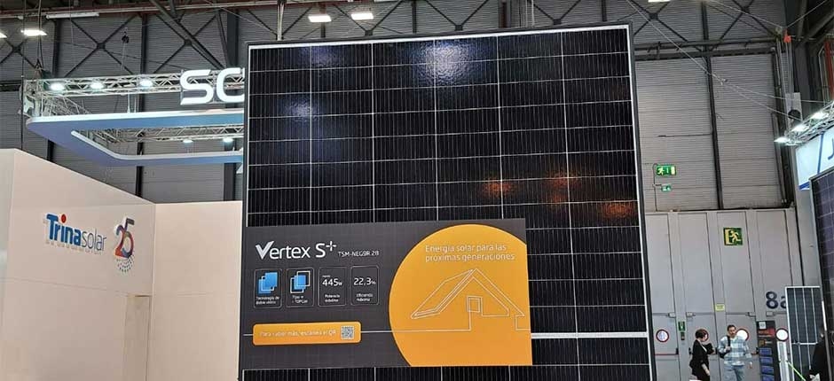 TRINA-SOLAR-LANCA-MODULOS-DE-VIDRO-DUPLO-TIPO-N-VERTEX-S-445-W-PARA-TELHADOS