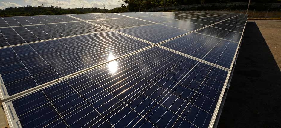 NEOENERGIA-RECEBE-MODULOS-FOTOVOLTAICOS-PARA-USINA-DE-150-MW-NA-PARAIBA