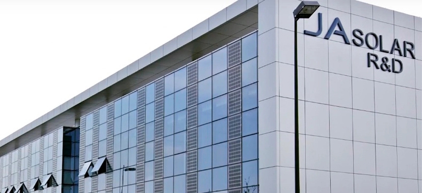 JA-SOLAR-LANCA-PAINEL-SOLAR-DE-630-W-E-EFICIENCIA-SUPERIOR-A-22-5