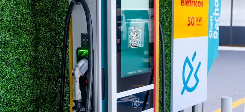 AMBEV E RAÍZEN INSTALAM ESTAÇÃO DE RECARGA RÁPIDA PARA CAMINHÕES ELÉTRICOS NO RJ