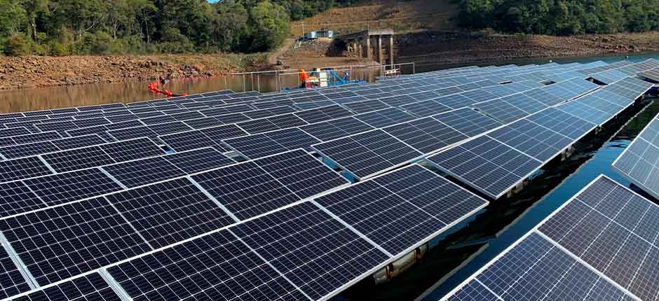 PESQUISA-AVALIA-GERACAO-SOLAR-FLUTUANTE-EM-RESERVATORIO-DE-HIDRELETRICA-NO-PARANA