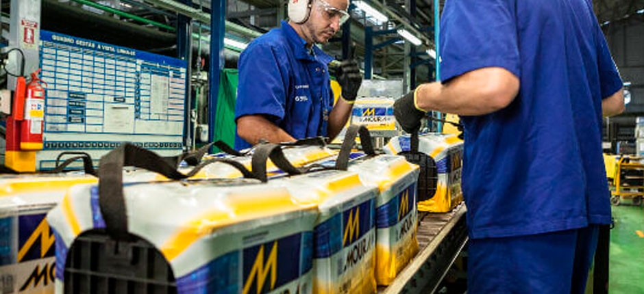 BATERIAS-MOURA-RECEBE-CERTIFICACAO-DO-INMETRO-PARA-ARMAZENAMENTO-DE-ENERGIA-SOLAR