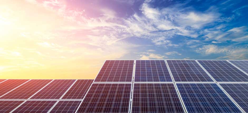 SEIS-FABRICANTES-LANCAM-ALIANCA-PARA-PADRONIZAR-PAINEIS-SOLARES-DE-700W