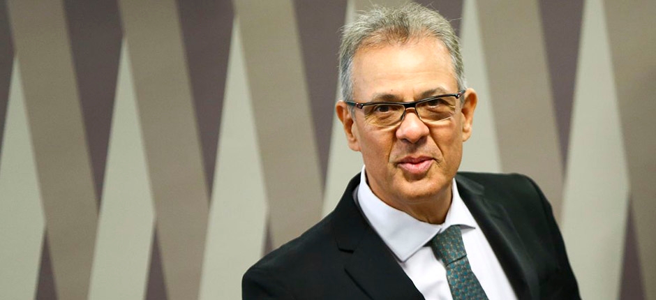 BRASIL JÁ TEM 900 PROJETOS DE GERAÇÃO SOLAR EM ÓRGÃOS PÚBLICOS, DIZ MINISTRO DE MINAS E ENERGIA