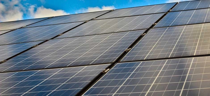 EMPRESA DE TELECOMUNICAÇÕES ADOTA ENERGIA SOLAR PARA SUPRIR DEMANDA ENERGÉTICA