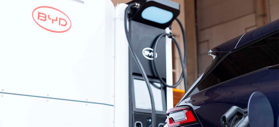 BYD-PASSA-A-COMERCIALIZAR-CARREGADORES-DE-CARROS-ELETRICOS-NO-BRASIL