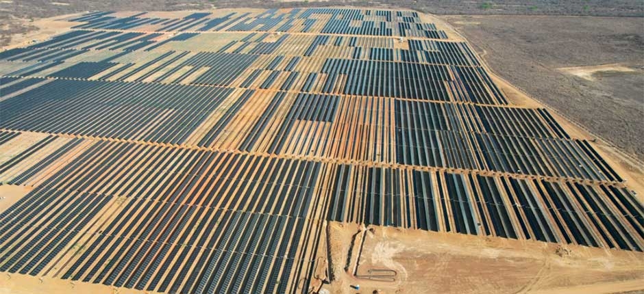 USINA-SOLAR-DE-R-355-MILHOES-ENTRA-EM-OPERACAO-NO-SERTAO-DE-PERNAMBUCO