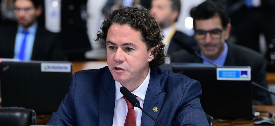 PL QUE REGULA A CAPTURA E O ARMAZENAMENTO DE CARBONO É APROVADO NO SENADO